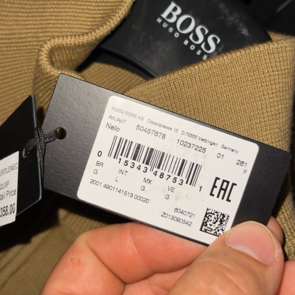 Hugo Boss Turtle Neck Zip - Picture 4 of 7